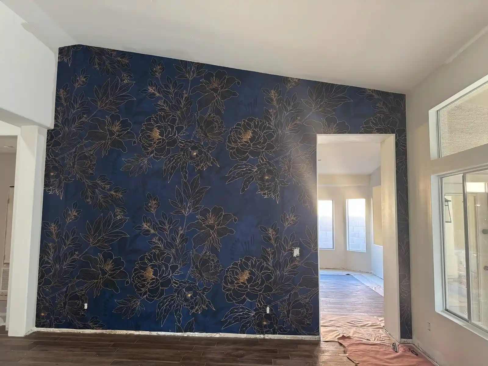 Wallpaper installation Farmington Hills Michigan